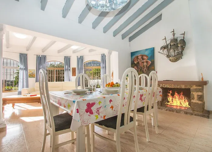 Sanlio - Plusholidays * Calpe