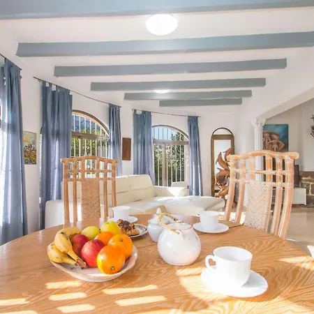 Sanlio - Plusholidays