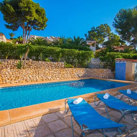 Sanlio - Plusholidays Willa Calpe