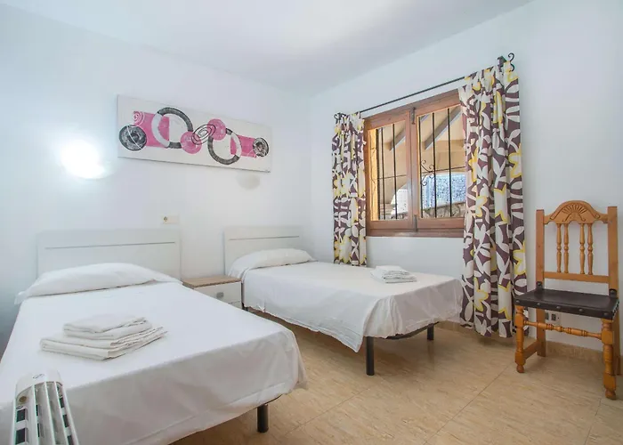 Sanlio - Plusholidays